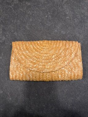 Woven Straw Clutch - Natural Tan